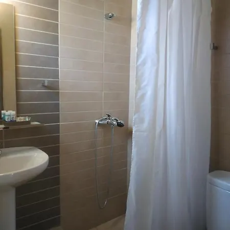 Giotas - Kır Evi *
